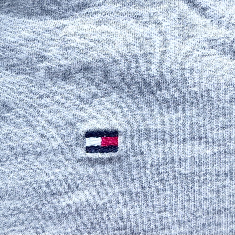 Lacoste Boy’s Ultra Dry Sports T-shirt and
Tommy Hilfiger T-Shirt in Grey - Picture 4 of 16